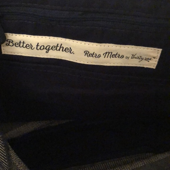 Retro metro hobo crossbody bag by thirty-one - Picture 3 of 6